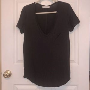 Black Urban Outfitters tee with v-neck size L
